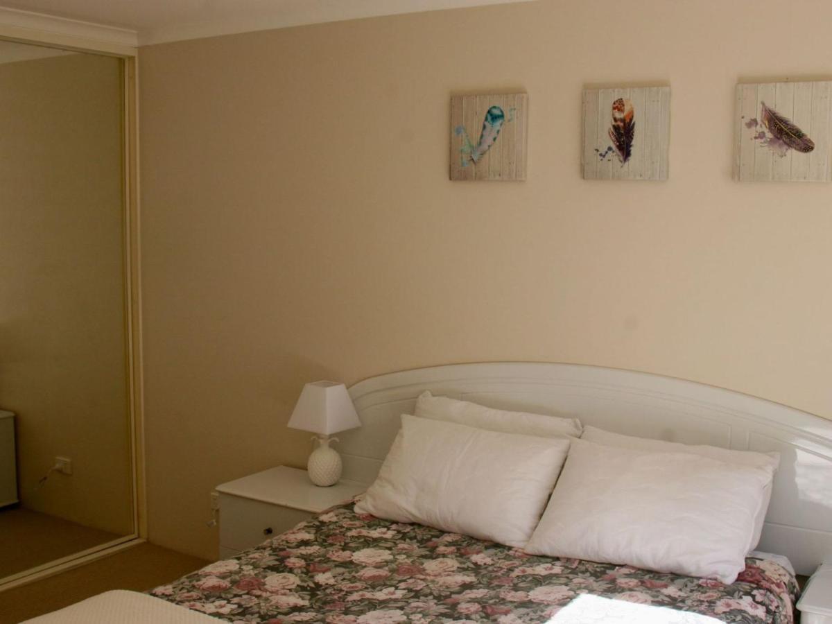 The Clippers 1 Fabulous Waterfront Unit Apartman Salamander Bay Kültér fotó